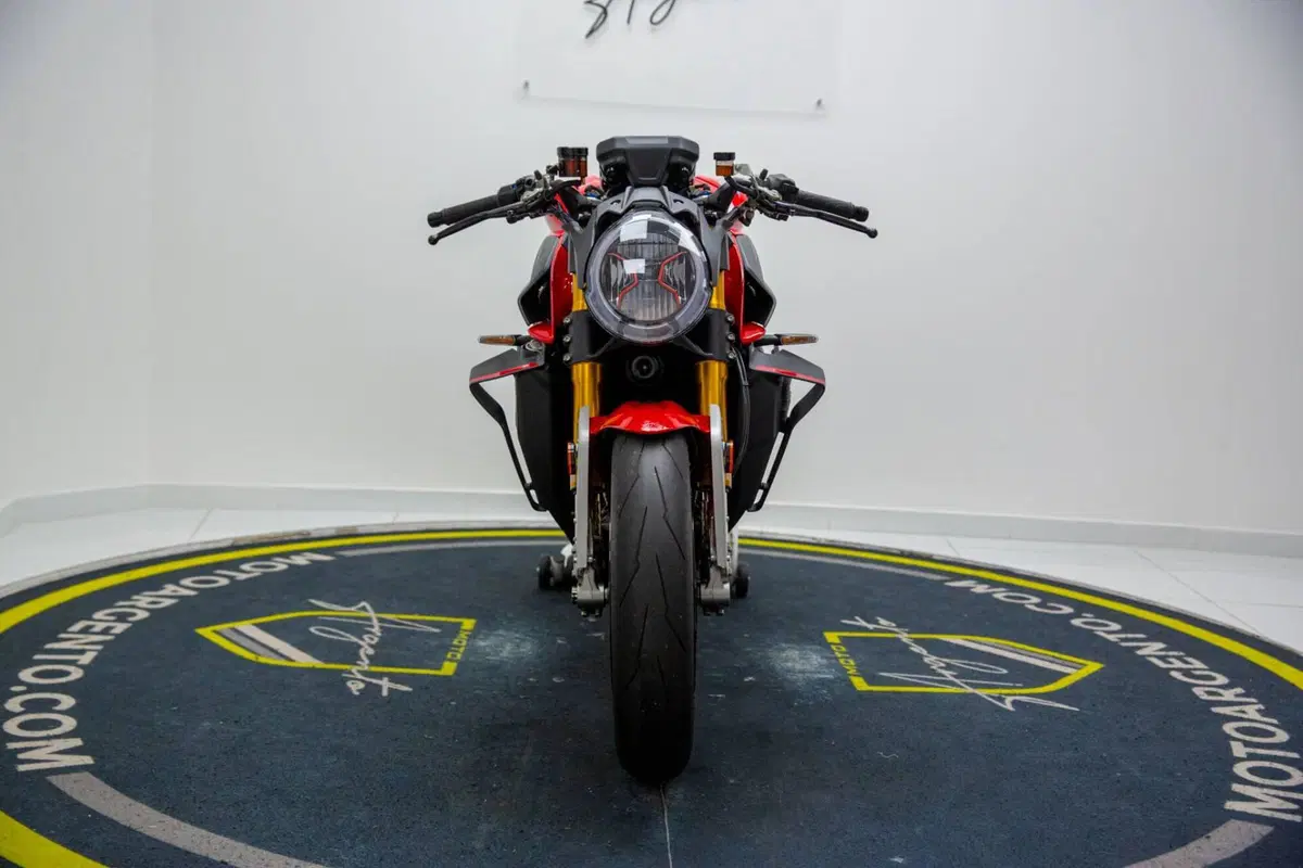 MV Agusta Brutale 1000 RR (2021 - 25) (8)