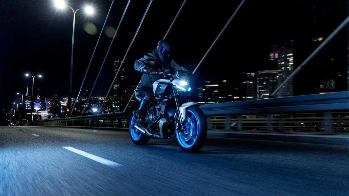 Yamaha MT-07 2025: rivoluzionata, migliorata e adesso anche automatica con cambio Y-AMT. Come cambia [GALLERY] (33)