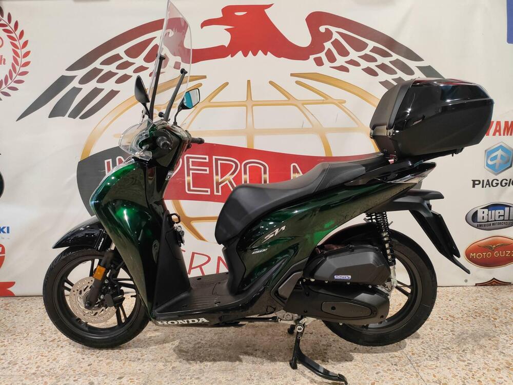 Honda SH 150i Vetro (2024)