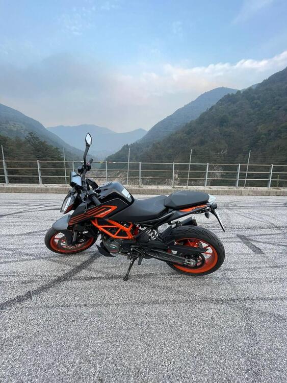 KTM 125 Duke (2021 - 23) (3)