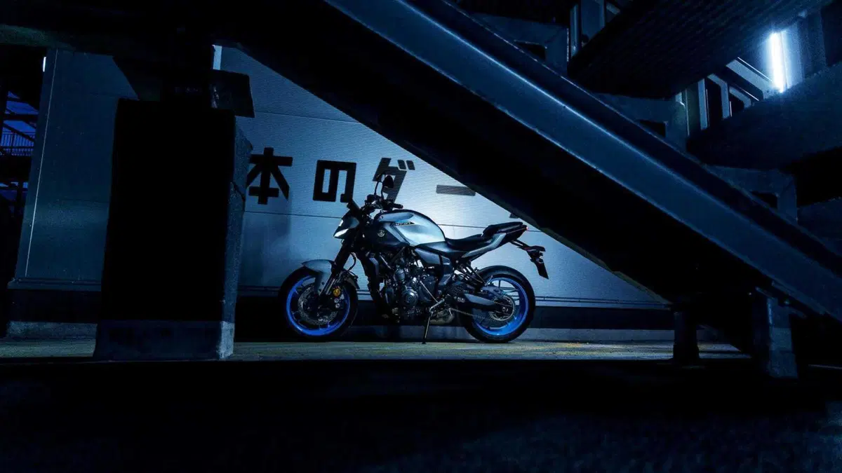 Yamaha MT-07 2025: rivoluzionata, migliorata e adesso anche automatica con cambio Y-AMT. Come cambia [GALLERY] (23)