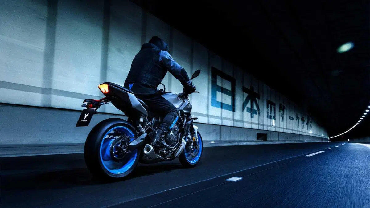 Yamaha MT-07 2025: rivoluzionata, migliorata e adesso anche automatica con cambio Y-AMT. Come cambia [GALLERY] (39)