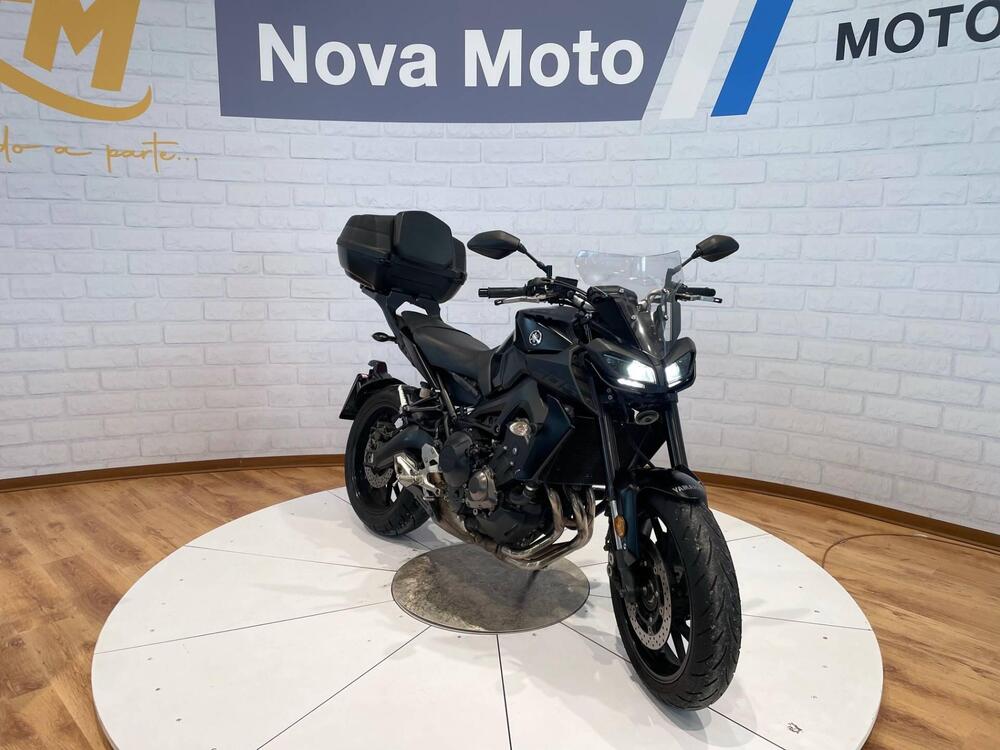 Yamaha MT-09 (2017 - 20) (2)