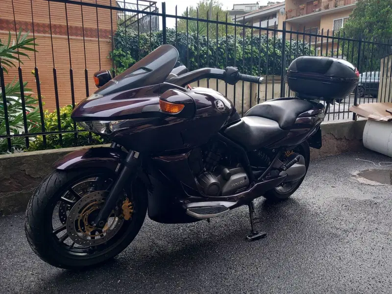 Honda DN-01 (2)