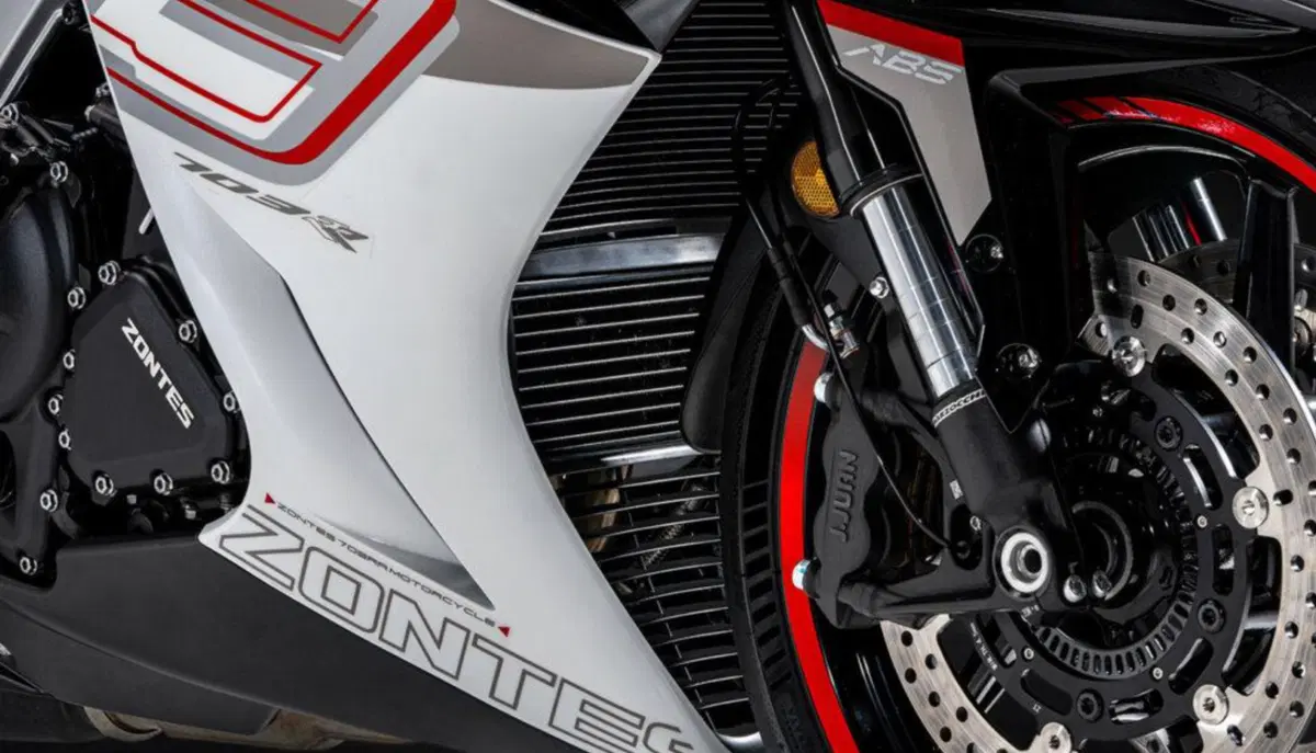 Zontes 703RR 2025: i sogni non si fermano (3)