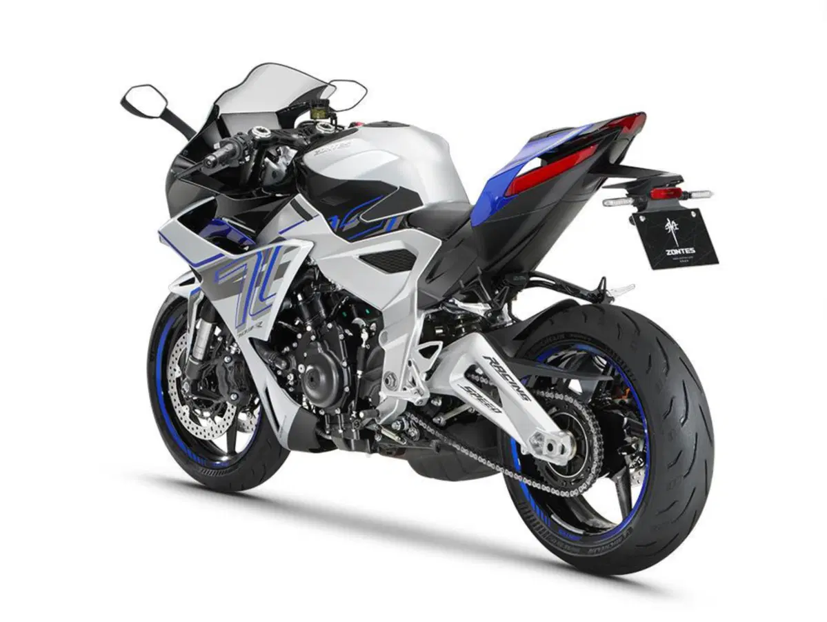 Zontes 703RR 2025: i sogni non si fermano (7)