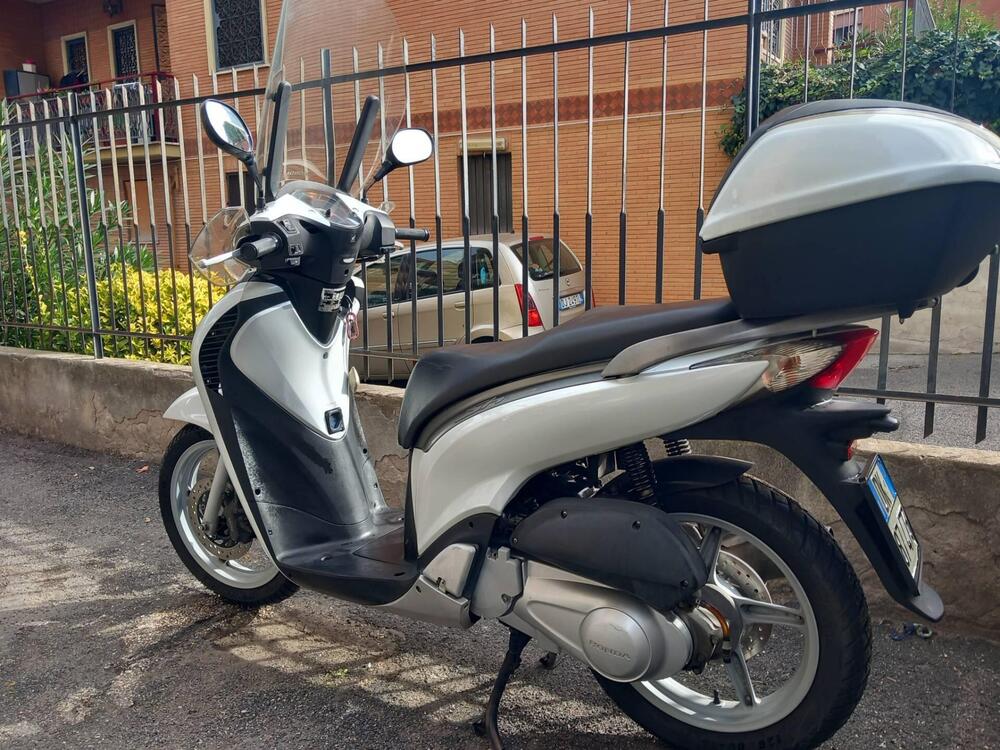 Honda SH 150 i (2009 - 12) (3)