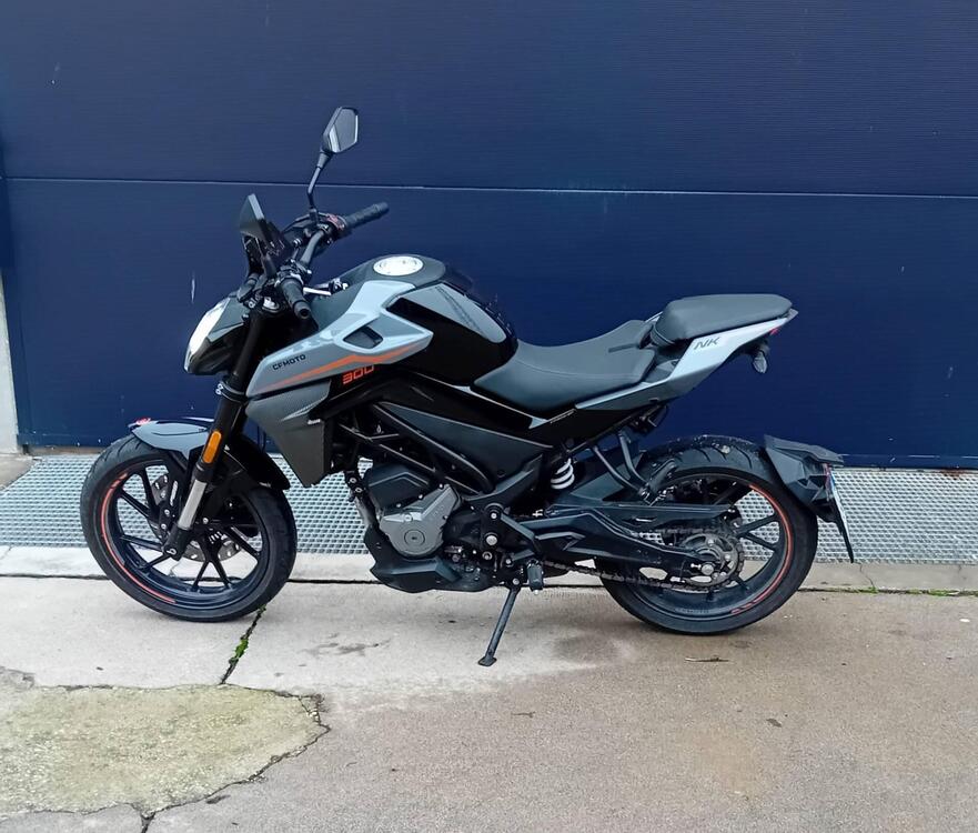 CFMOTO 300NK (2021 - 24)