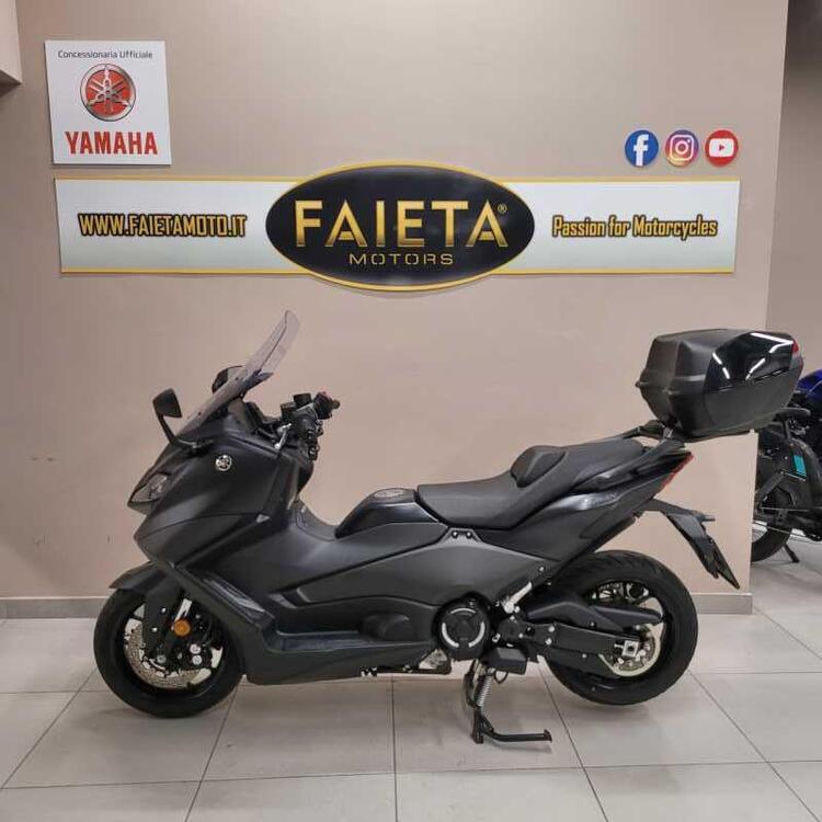 Yamaha T-Max 560 (2022 - 24)