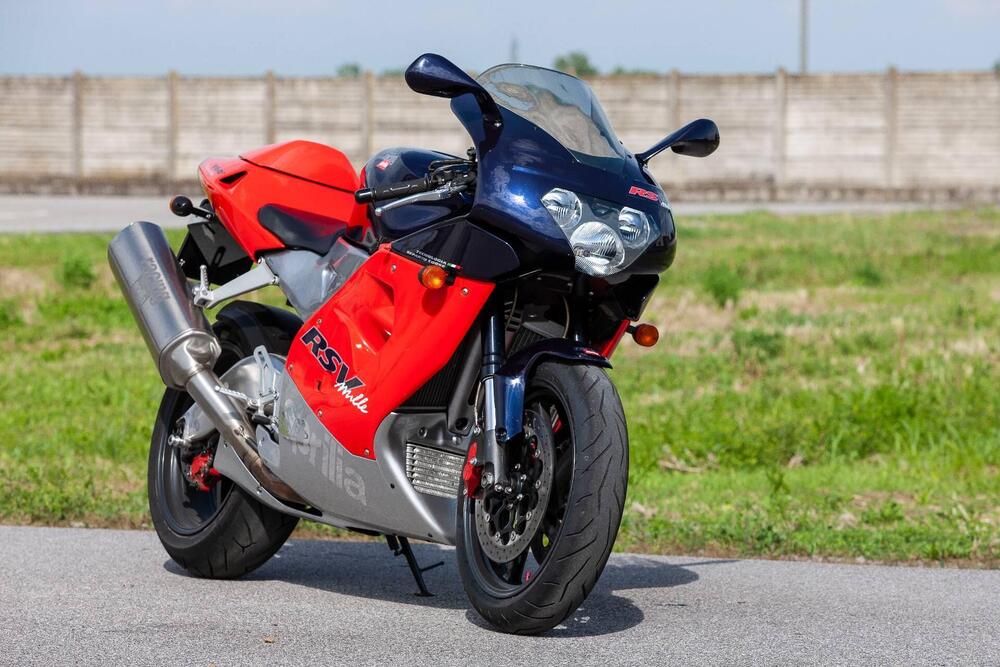 Aprilia RSV 1000 (1998 - 99) (4)