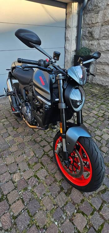 Ducati Monster 937 + (2021 - 24) (5)