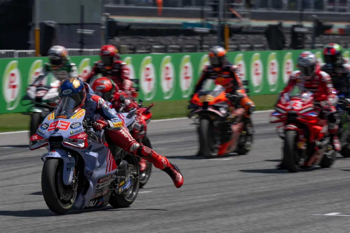 MotoGP 2024. GP della Thailandia. Le foto più belle del GP di Buriram [GALLERY] (21)