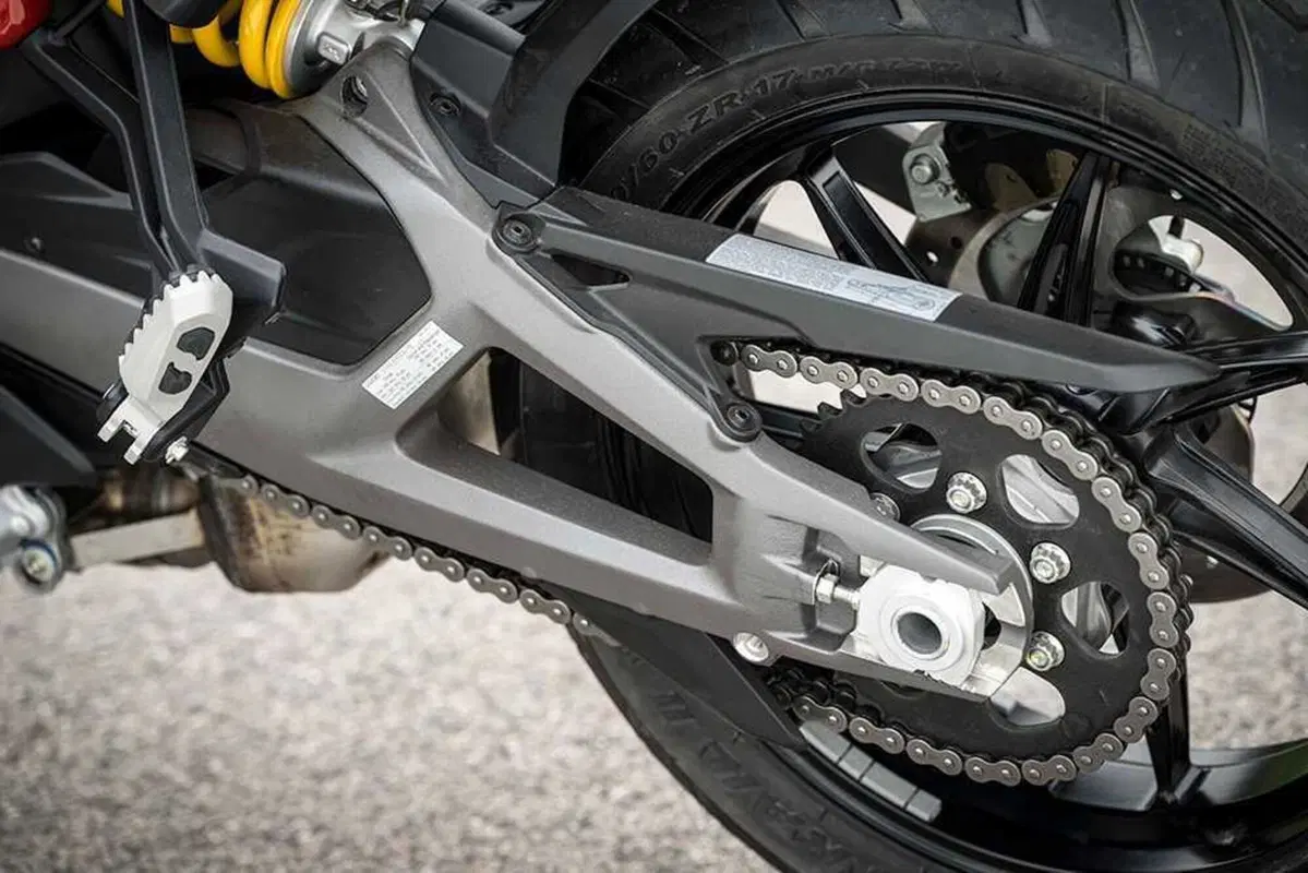 Ducati Multistrada V4S 2025: Crossover con il Cuore MotoGP (17)