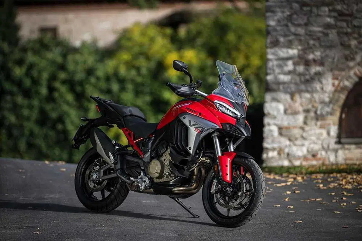 Ducati Multistrada V4S 2025: Crossover con il Cuore MotoGP (23)