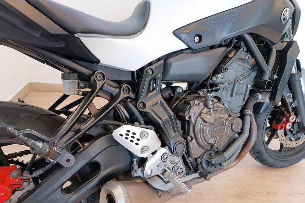 Yamaha MT-07 ABS (2014 - 16) (4)