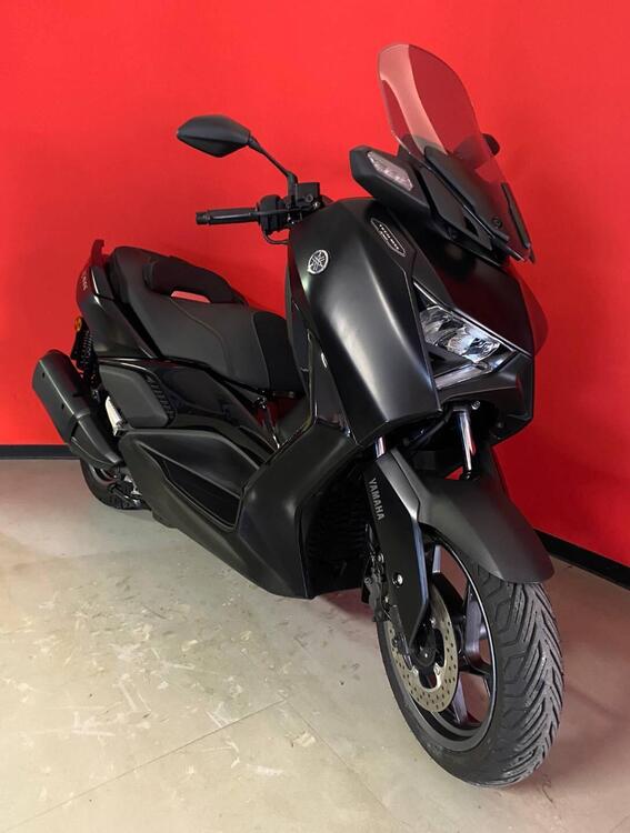 Yamaha X-Max 300 Tech Max (2021 - 24) (2)