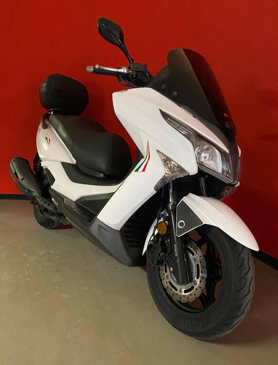 Kymco X-Town 300i ABS (2016 - 20) (2)