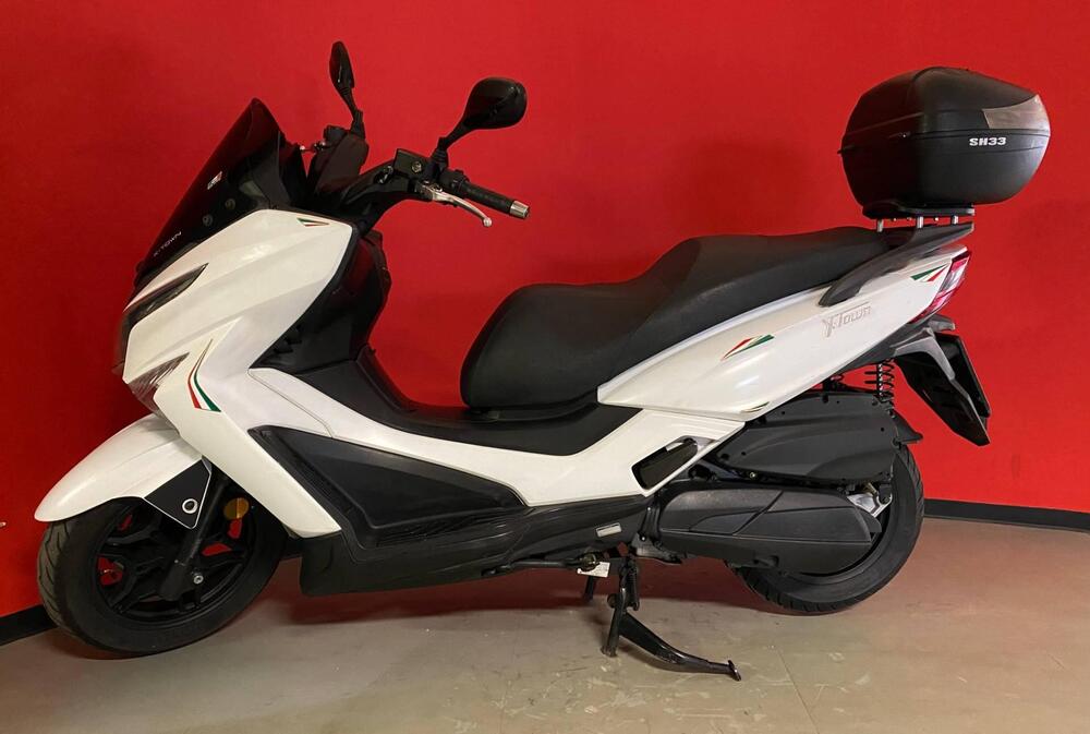 Kymco X-Town 300i ABS (2016 - 20) (3)