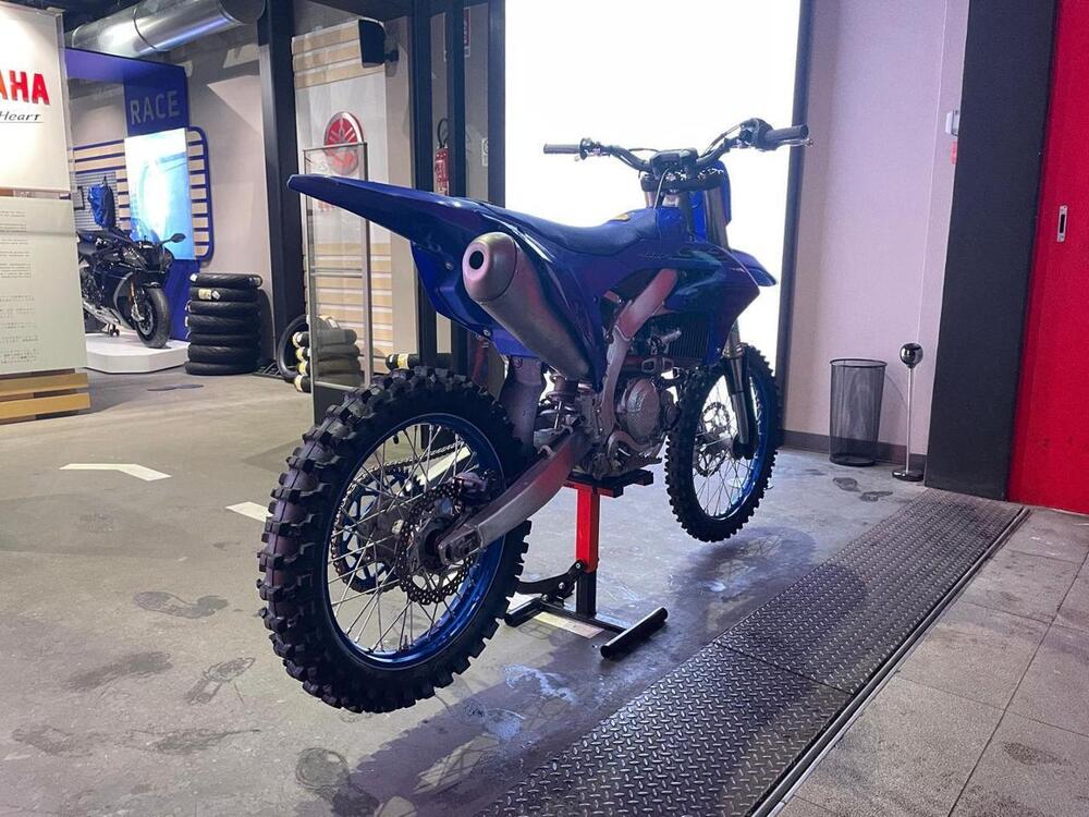 Yamaha YZ 450 F (2024) (2)