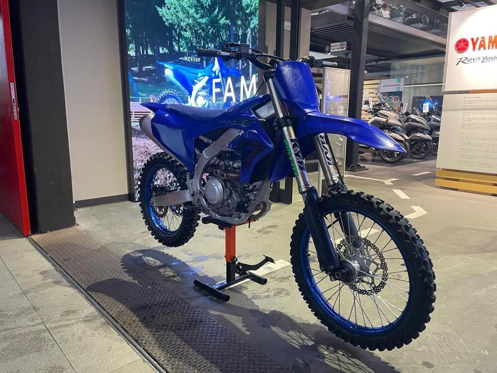 Yamaha YZ 450 F (2024) (3)