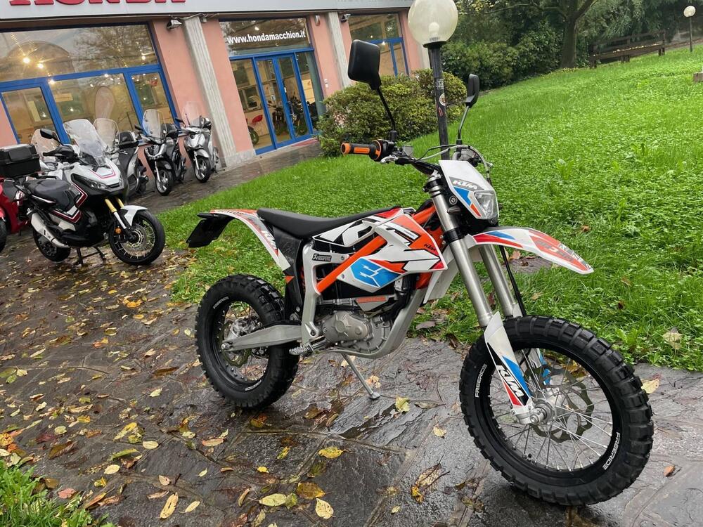 KTM Freeride E-SM (2014 - 17) (3)