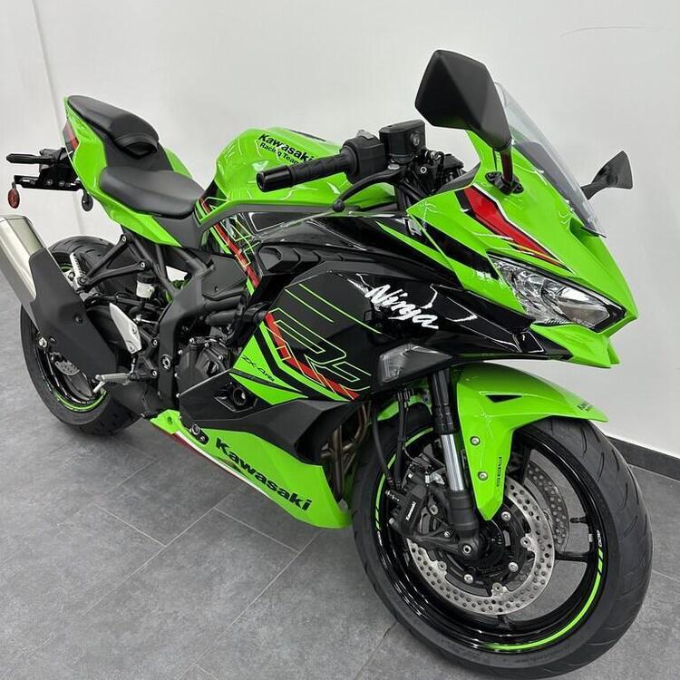 Kawasaki Ninja ZX-4RR (2024 - 25) (3)