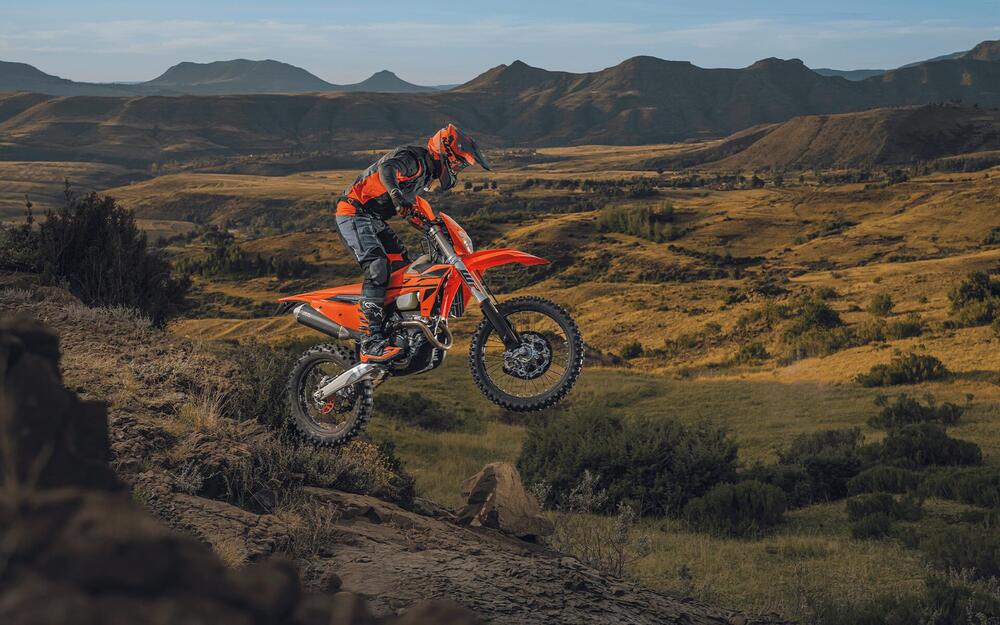 KTM EXC 450 F (2025) (4)