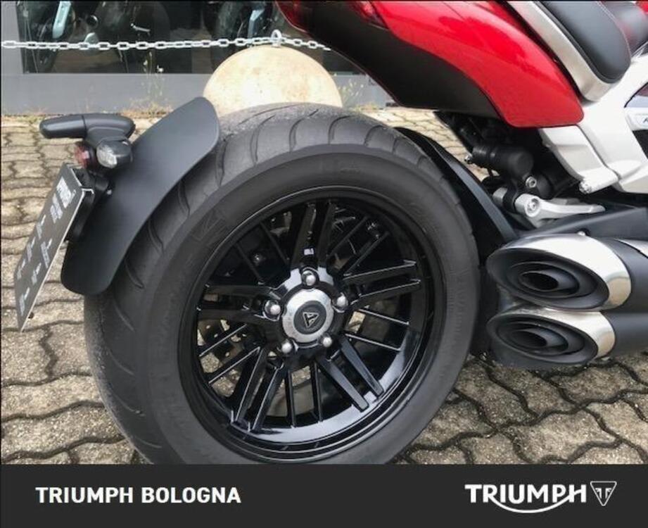 Triumph Rocket 3 R (2019 - 20) (2)