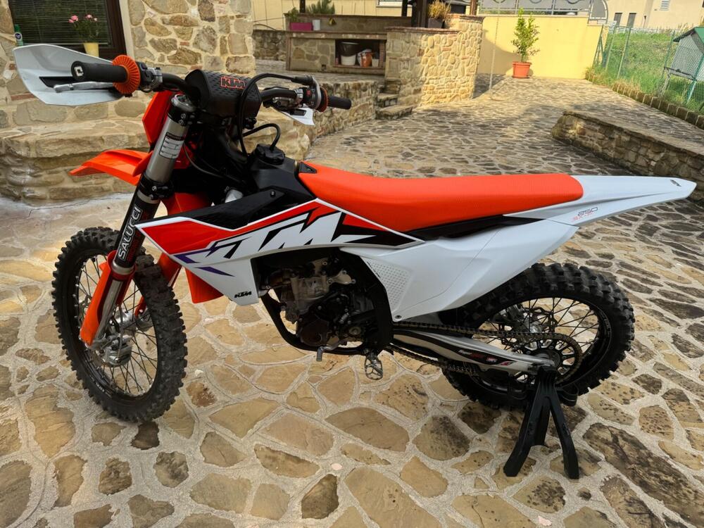 KTM SX 250 F (2023) (5)