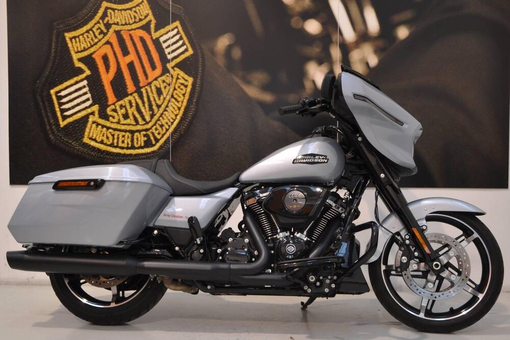 Harley-Davidson Street Glide (2024) (2)