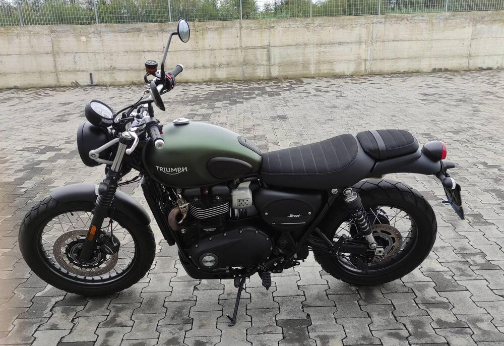 Triumph Street Scrambler 900 (2017 - 18) (2)