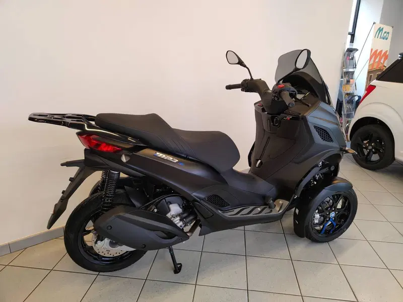 Piaggio MP3 310 Sport (2025 - 26) (6)