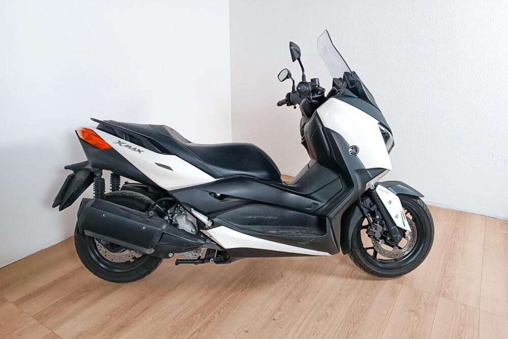 Yamaha X-Max 300 Tech Max (2020)