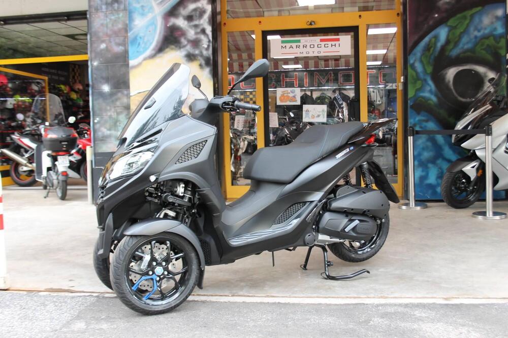 Piaggio MP3 310 (2025)