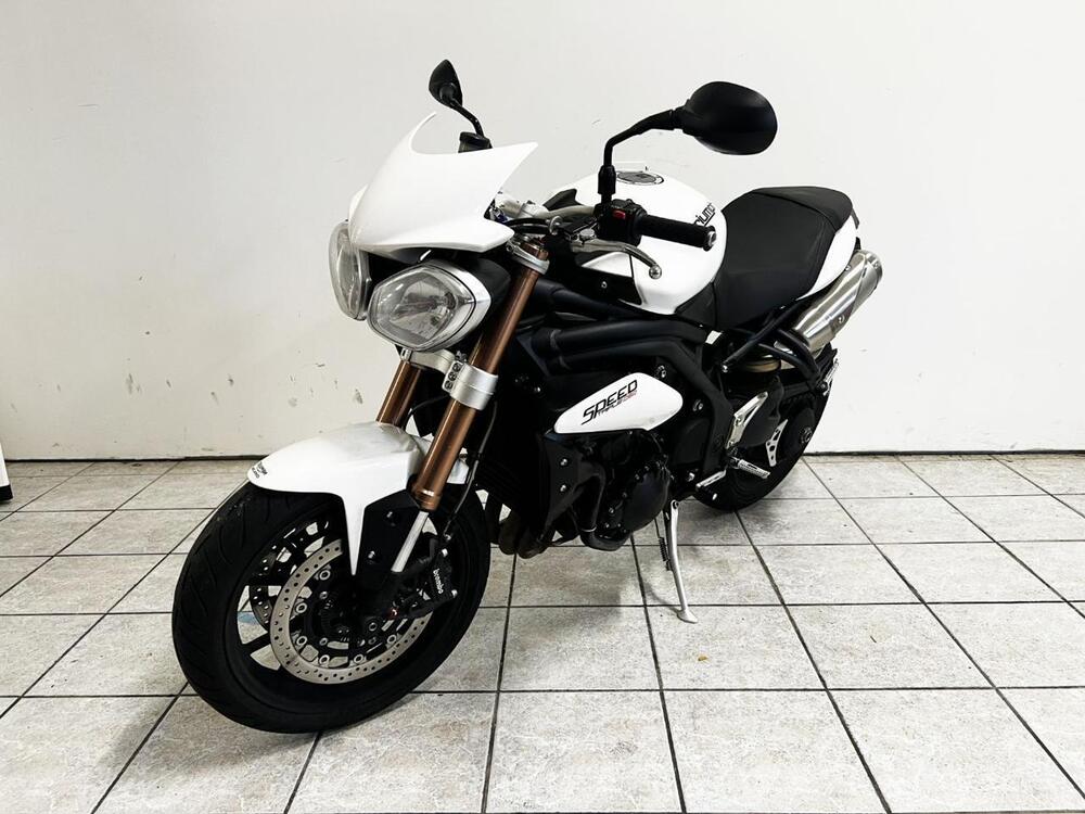 Triumph Speed Triple 1050 (2011 - 13) (4)