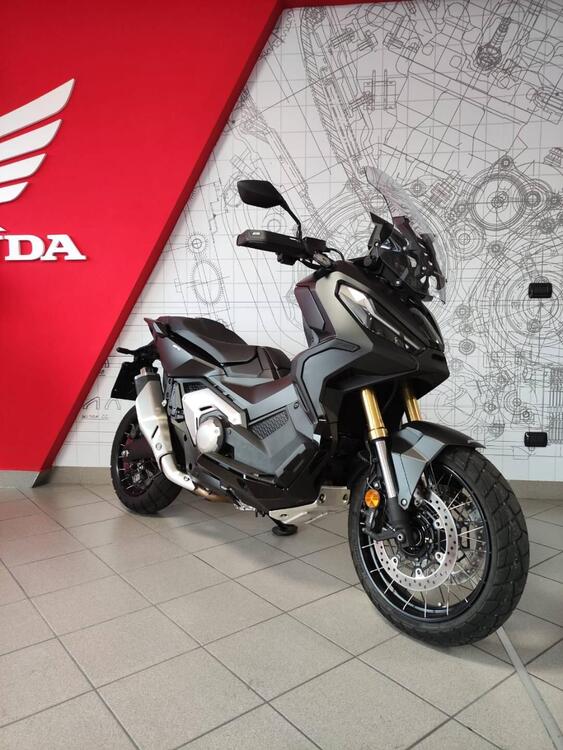 Honda X-ADV 750 DCT (2021 - 24) (2)