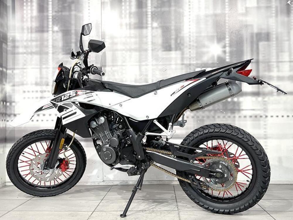 KSR Moto TR 125 SM 4T (2014 - 16) (2)