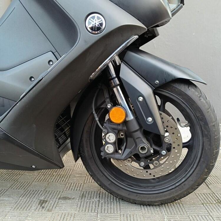 Yamaha T-Max 560 (2020 - 21) (4)