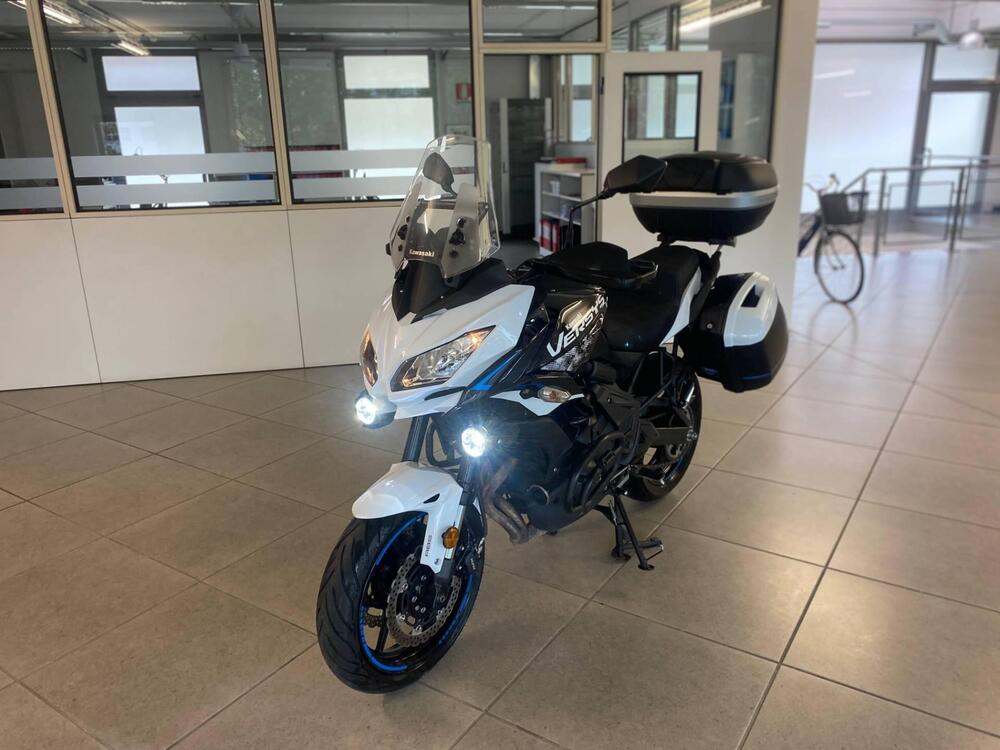 Kawasaki Versys 650 Tourer Plus (2021) (3)