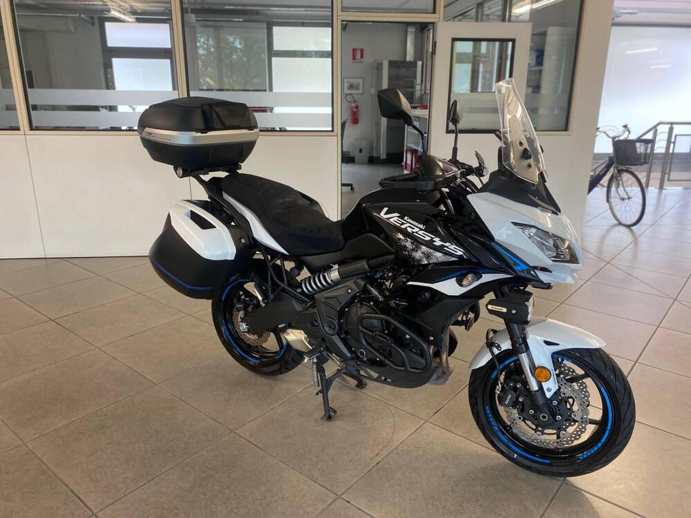 Kawasaki Versys 650 Tourer Plus (2021)