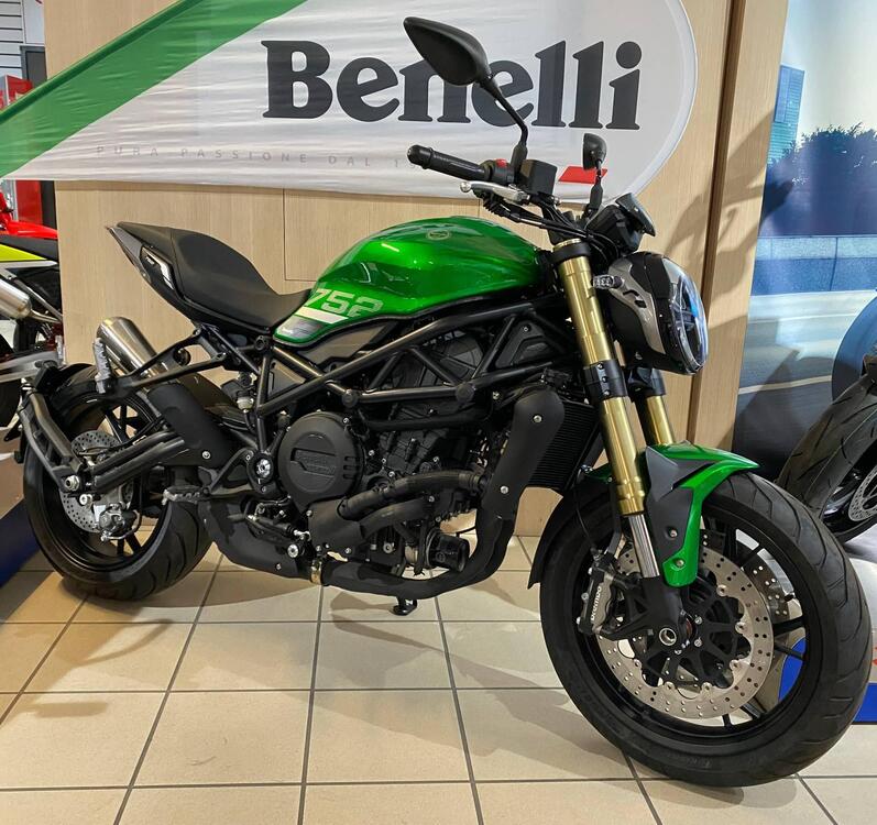 Benelli 752 S (2022 - 24)