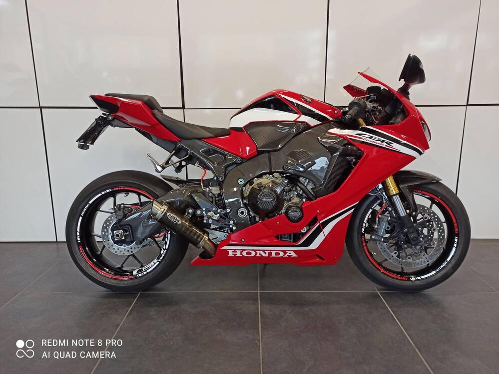 Honda CBR 1000 RR Fireblade (2017 - 19) (2)