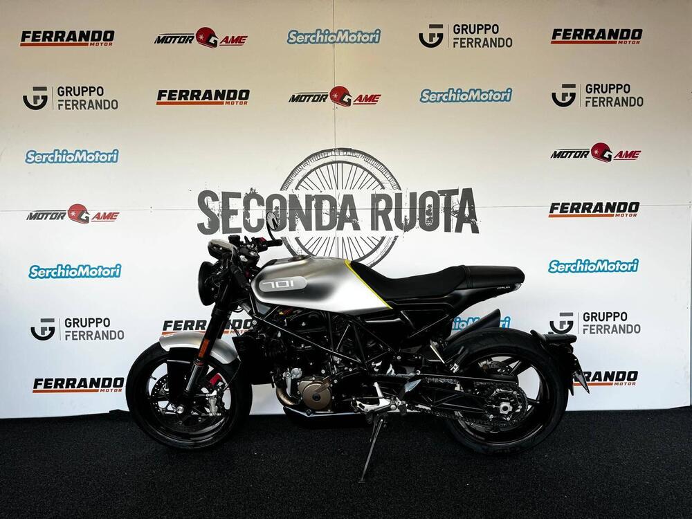 Husqvarna Vitpilen 701 (2018 - 19) (2)