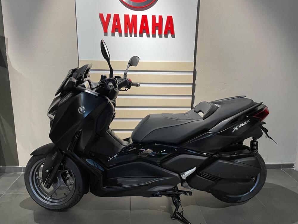 Yamaha X-Max 300 Tech Max (2021 - 24) (2)