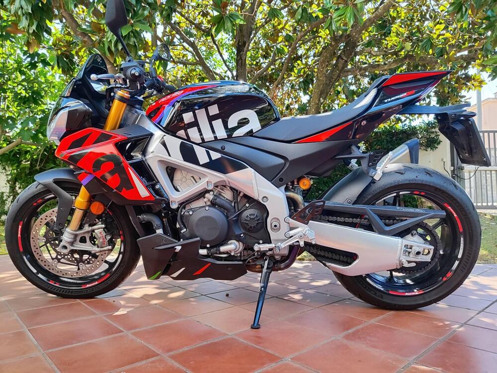 Aprilia Tuono 1100 V4 Factory (2021 - 24) (4)