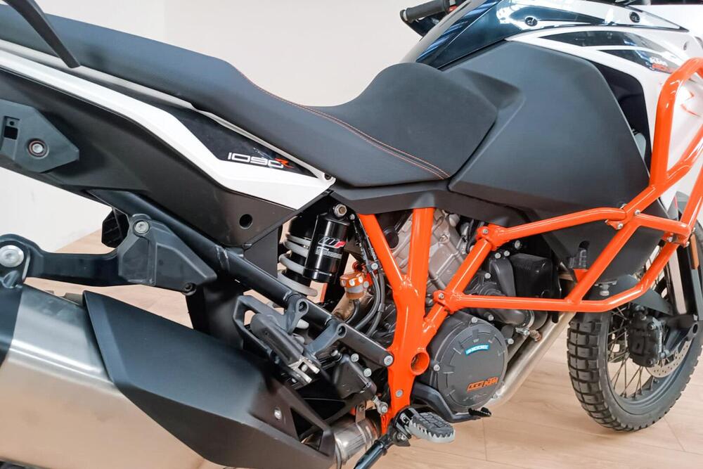 KTM 1090 Adventure R (2017 - 19) (4)