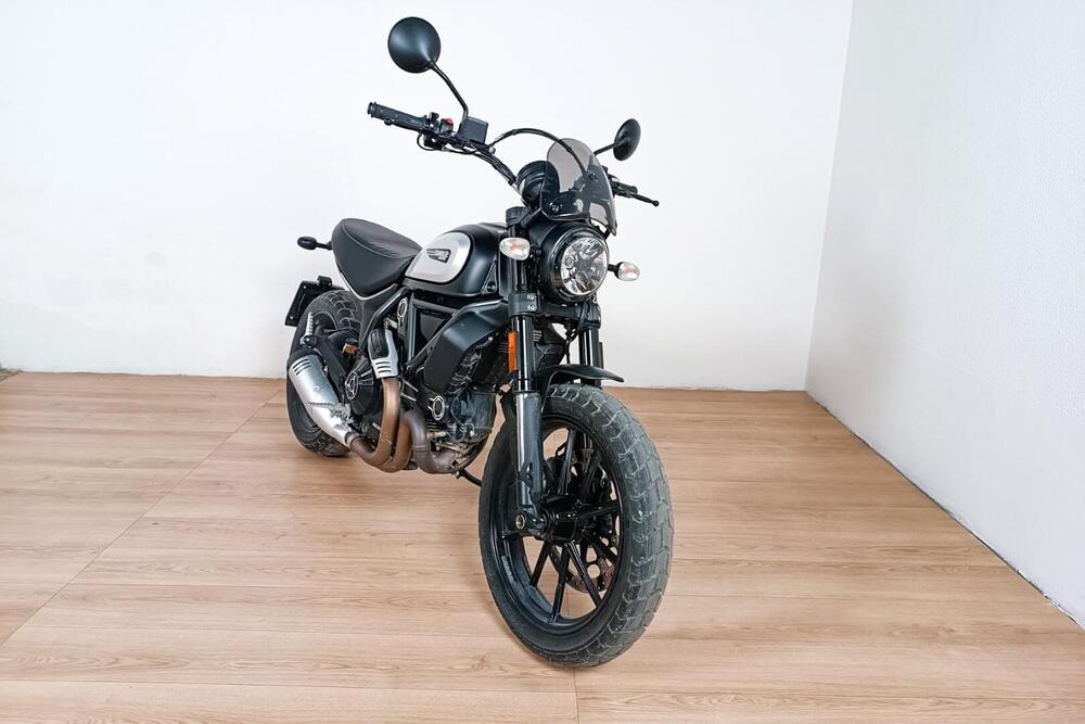 Ducati Scrambler 800 Icon Dark (2020) (2)