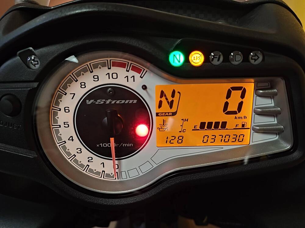 Suzuki V-Strom 650 ABS (2011 - 17) (5)