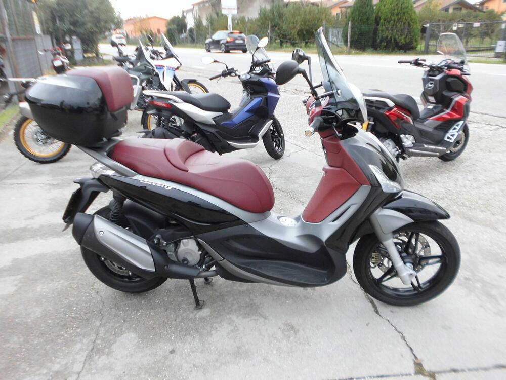 Piaggio Beverly 300 i.e. (2010 - 16)