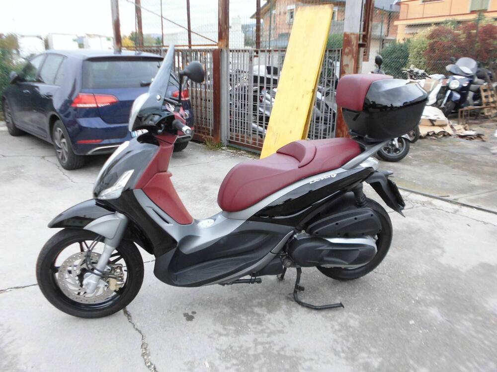 Piaggio Beverly 300 i.e. (2010 - 16) (2)